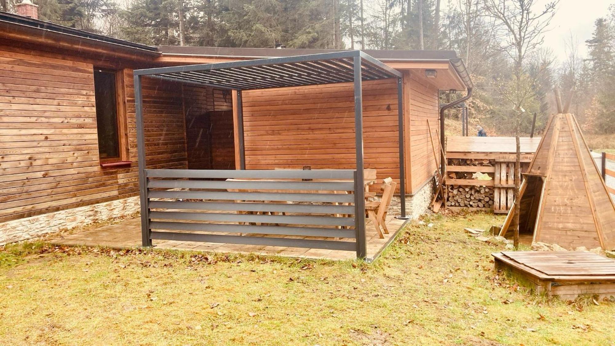 Lesni Chata Mikulovice Mikulovice  Exterior photo